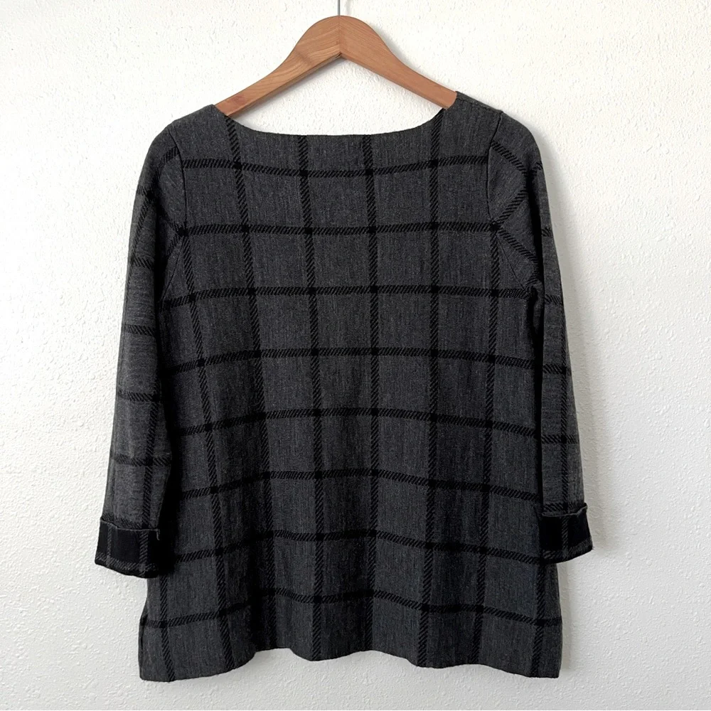 TAHARI Merino Wool Boxtop Sweater Size M